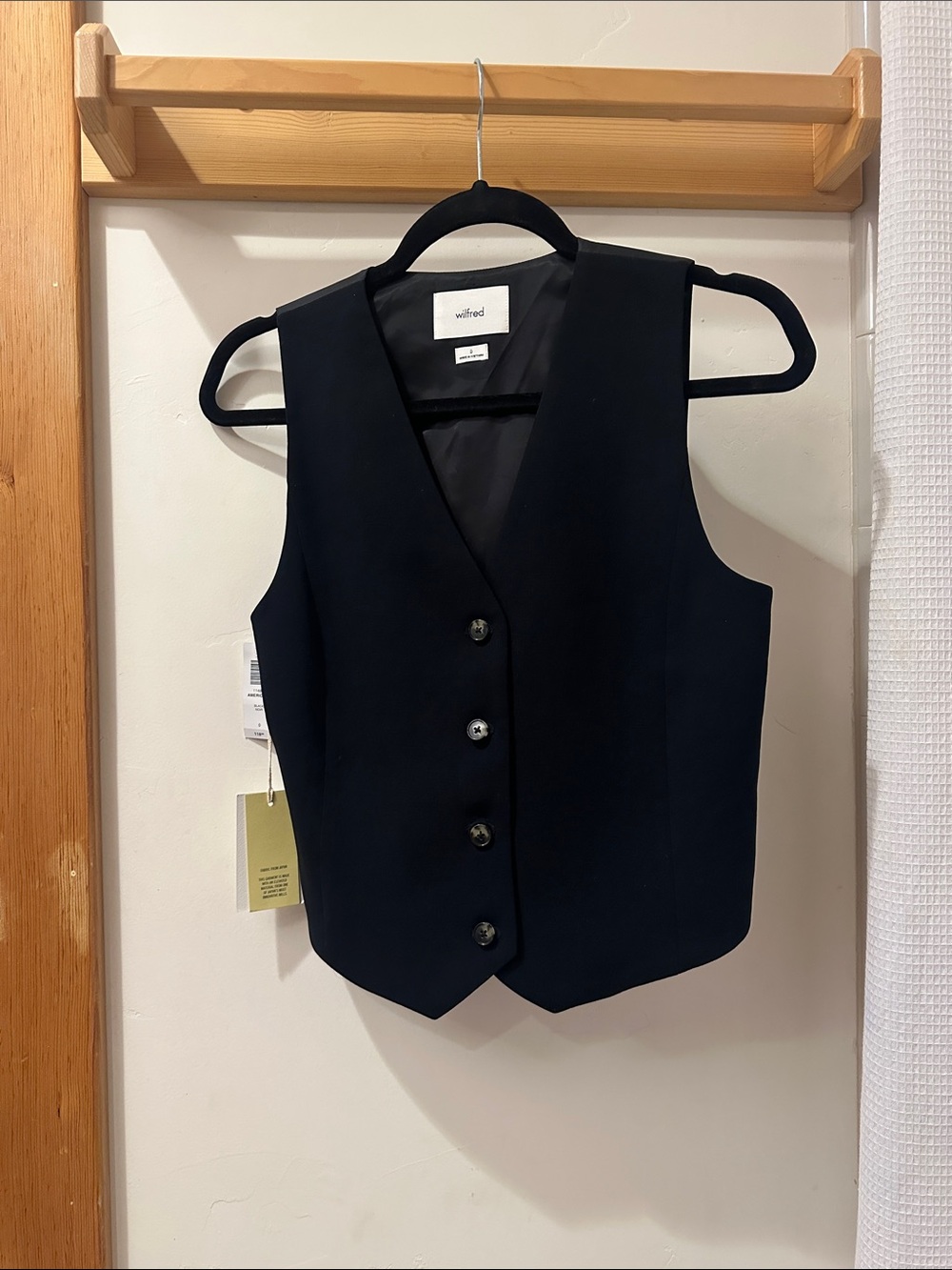Wilfred Black Tailored Button Vest